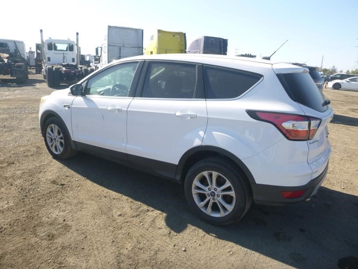 2017-ford-escape-image-4