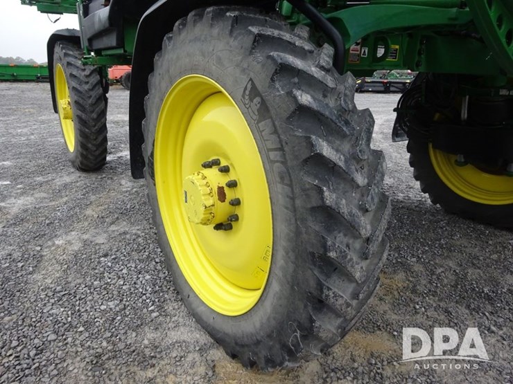 2022-john-deere-410r-image-53