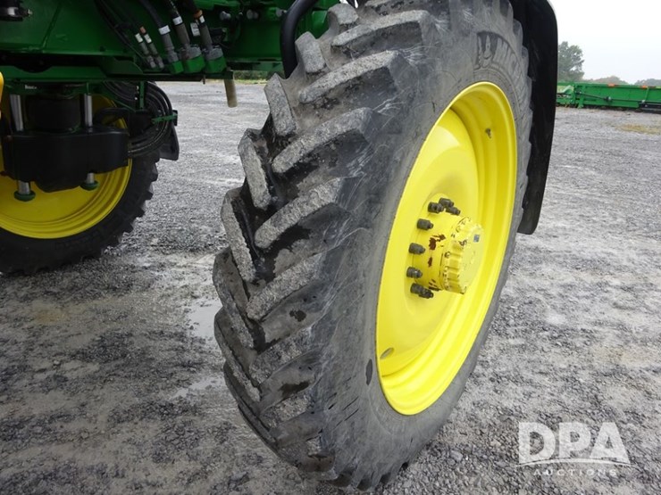 2022-john-deere-410r-image-57