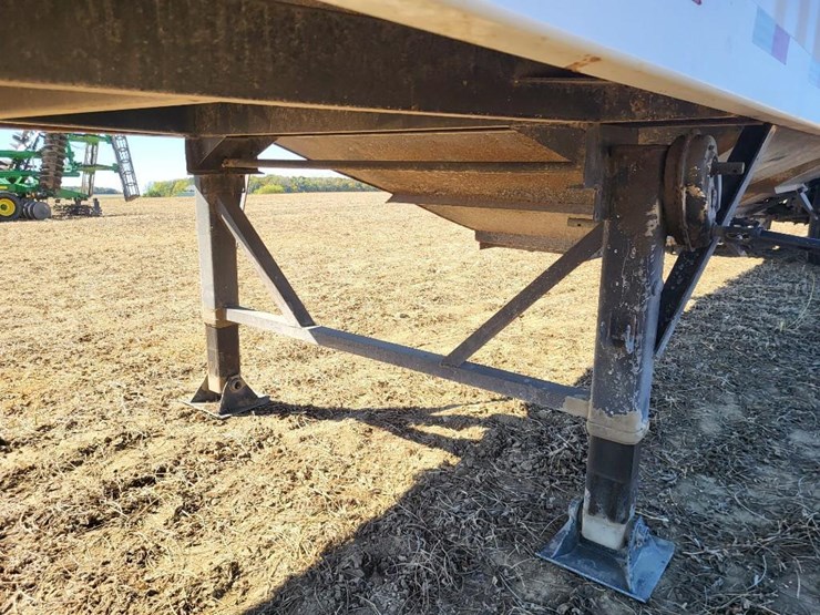 2021-lime-city-equipment-steel-tandem-axle-semi-hopper-trailer---one-owner-image-14