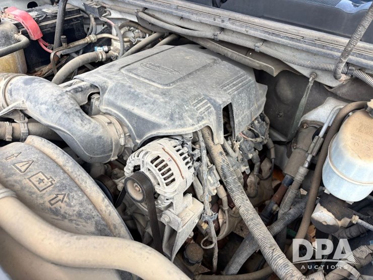 2009-chevrolet-silverado-2500hd-image-52