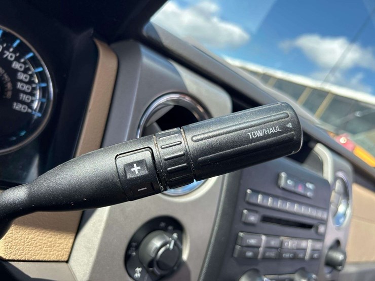 2012-ford-f150-image-18