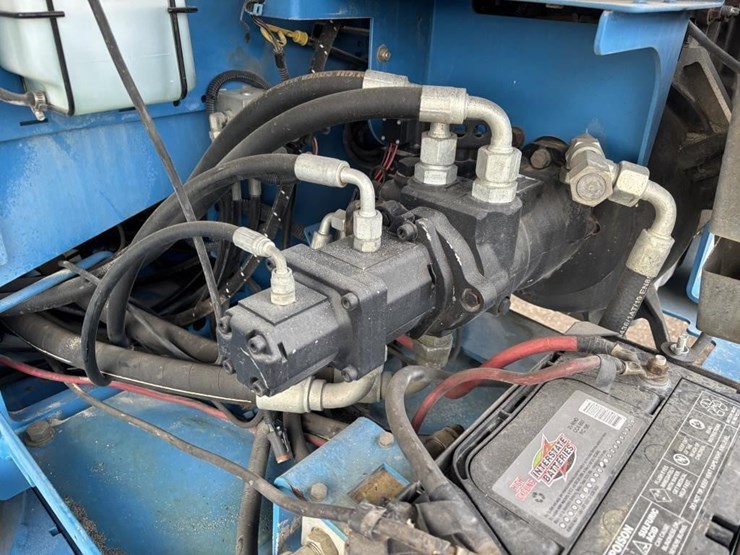 2013-genie-s40-image-26