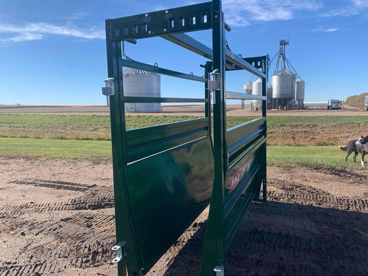 arrow-quip-ef8-alley-image-5