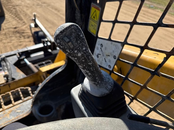 caterpillar-259d3-image-26