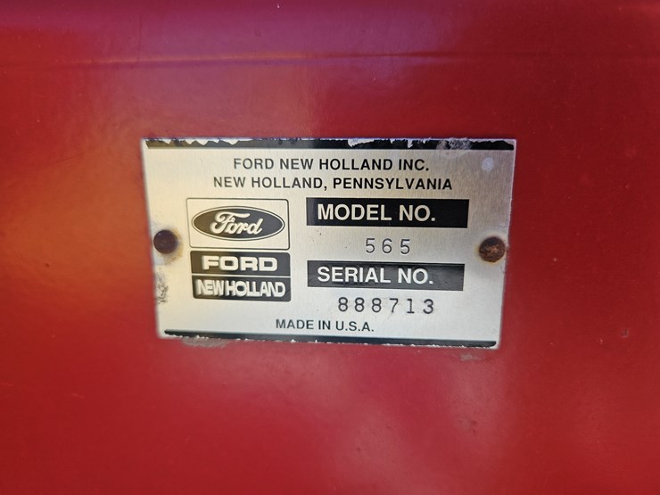 1993-new-holland-565-image-4