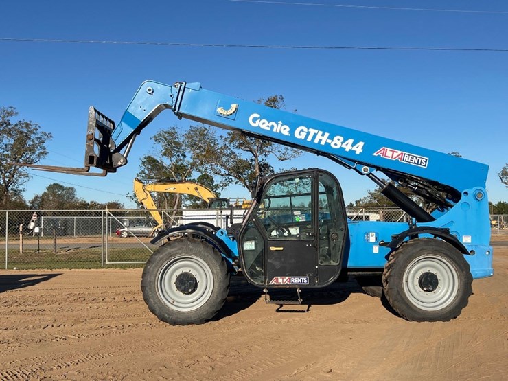 2017-genie-gth844-image-1