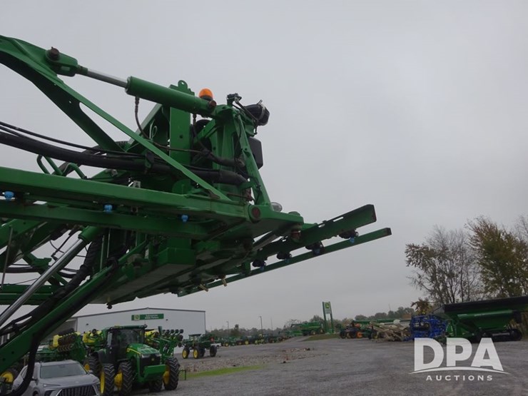 2021-john-deere-r4038-image-53