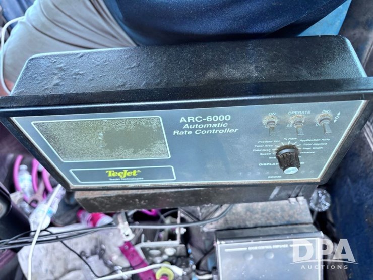 2001-freightliner-fld112-image-88