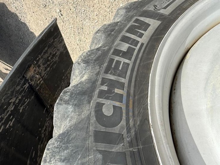 2009-case-ih-patriot-3330-image-8