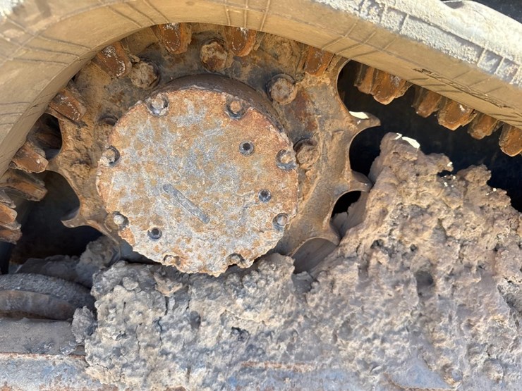 kubota-svl65-2-image-16