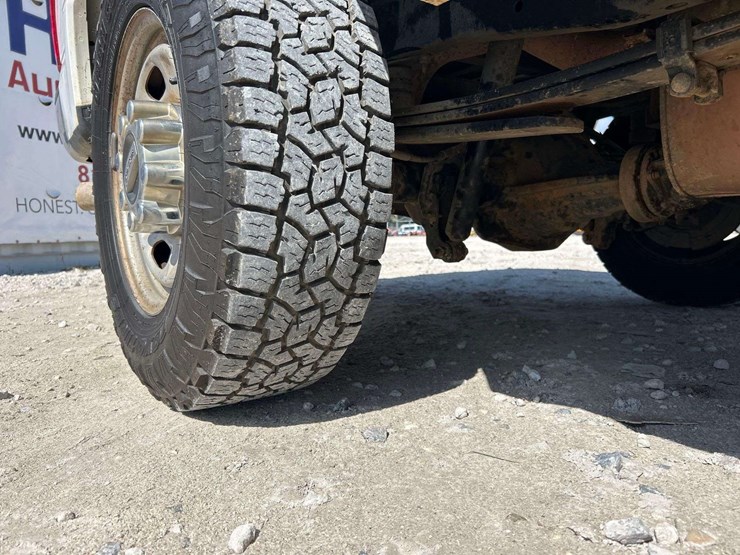 2019-ford-f250-image-32