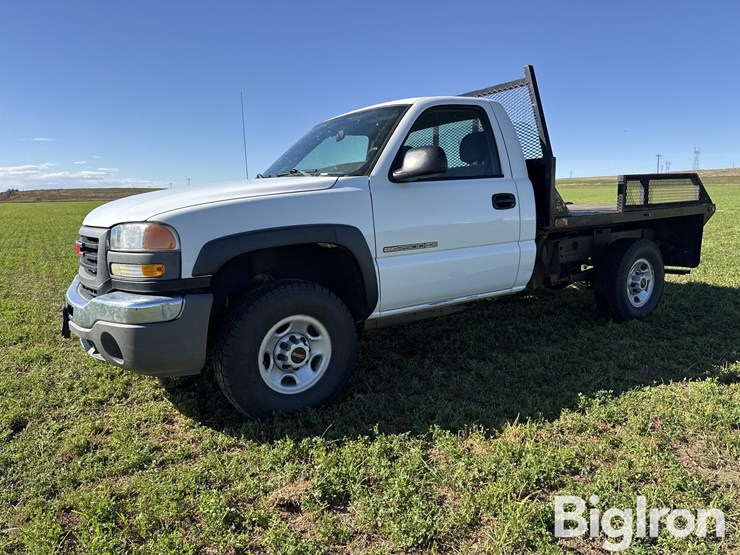 2005-gmc-sierra-2500-image-1