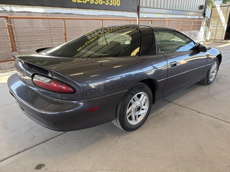 1994-chevrolet-camaro-hatchback-image-7