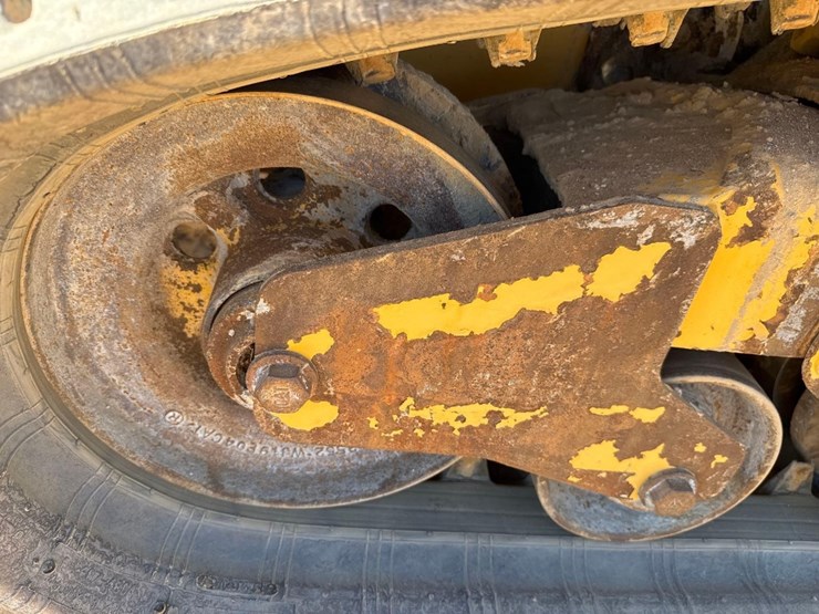 caterpillar-259d3-image-12