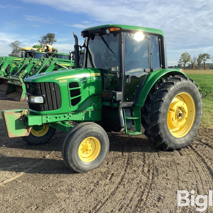 2009 JOHN DEERE 6330
