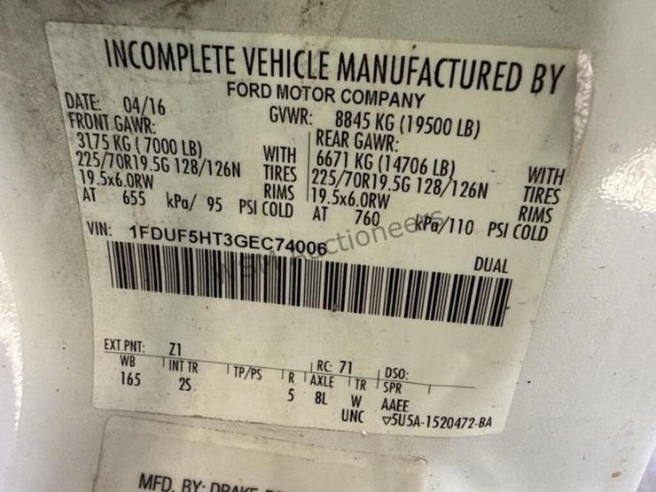 2016-ford-f550-image-17