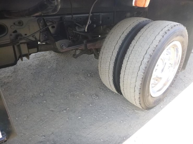 2012-ford-f550-image-16