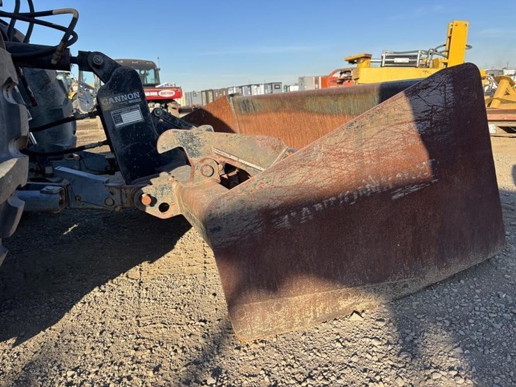 2006-kubota-m6040-image-10