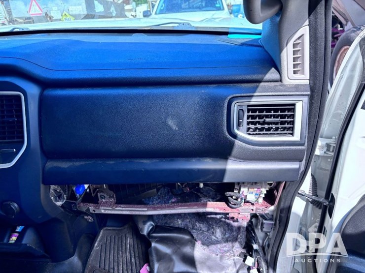 2018-nissan-titan-image-46