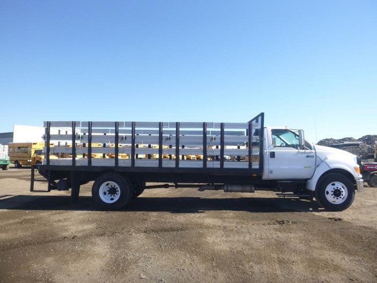 2010-ford-f650-image-7