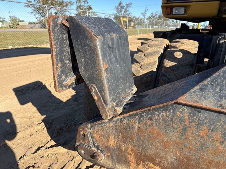 caterpillar-m316c-image-16