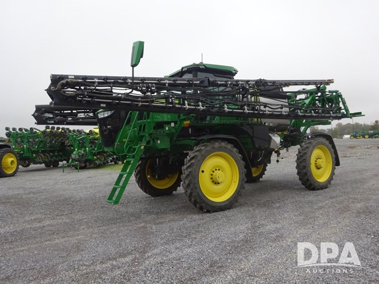 2024-john-deere-412r-image-13