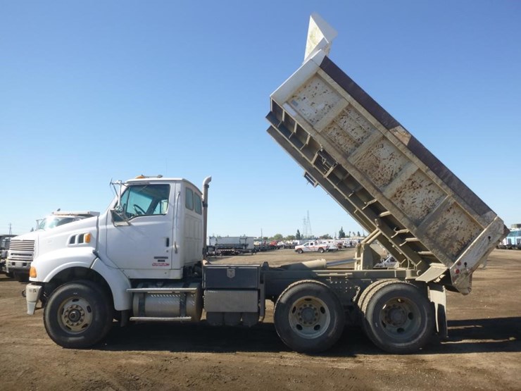 2009-sterling-lt9500-image-7