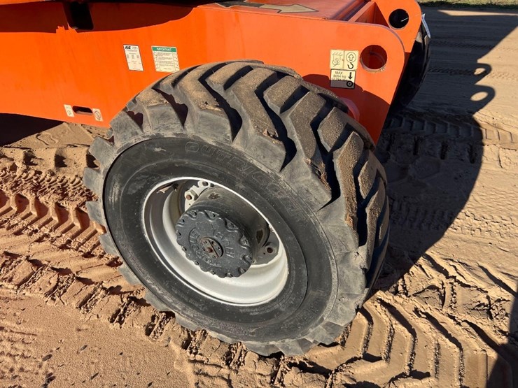 2008-jlg-800aj-image-10