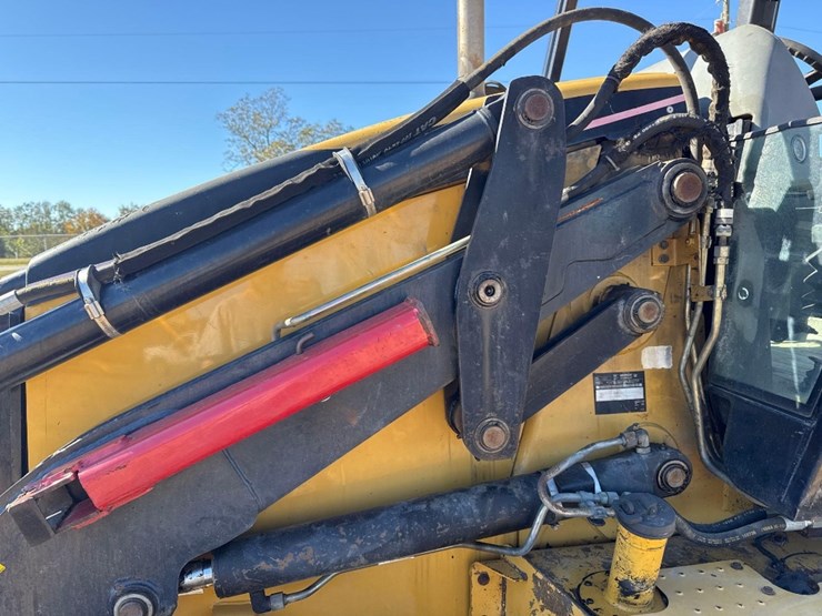 caterpillar-430d-it-image-16