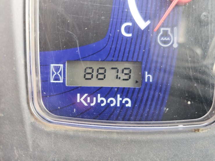 2019-kubota-ssv65-image-10