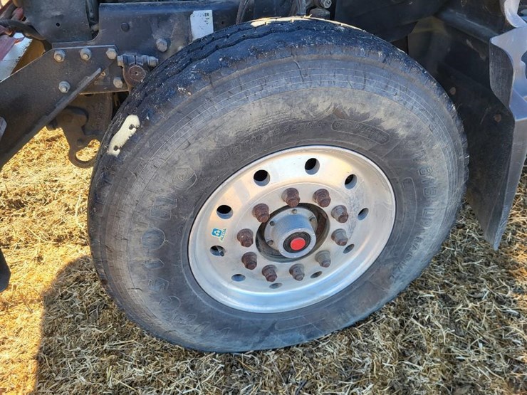 2004-mack-granite-cv713-image-73