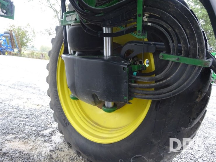 2022-john-deere-410r-image-60