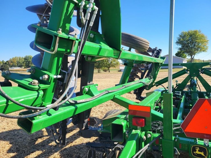 2012-john-deere-2620-image-41