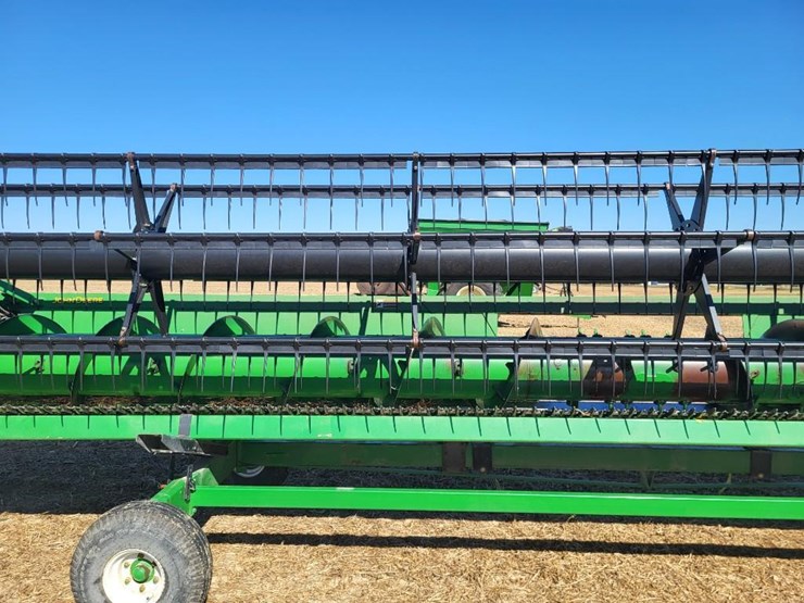 john-deere-630f-image-22