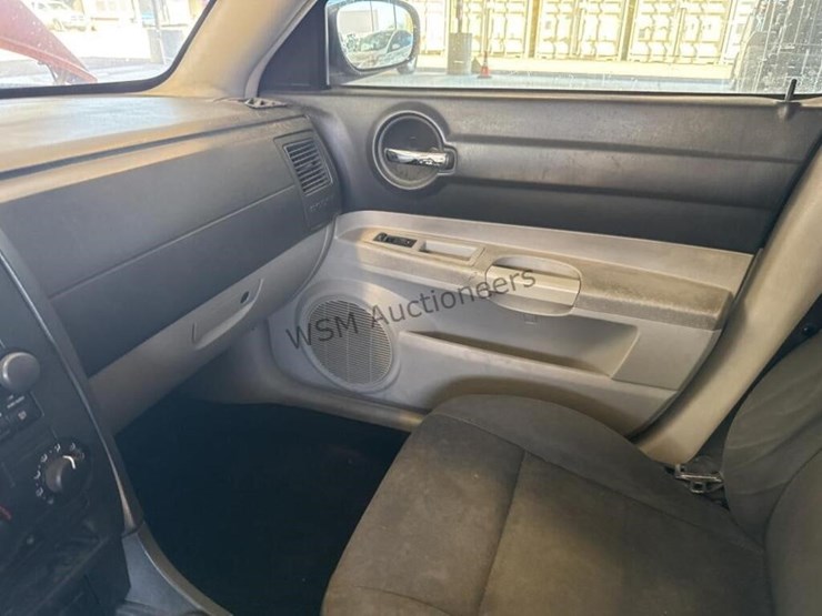 2006-dodge-charger-sdn-image-20