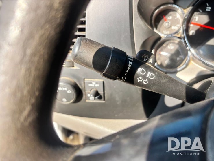 2009-chevrolet-silverado-2500hd-image-80