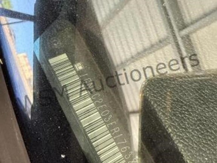 2014-chevrolet-tahoe-image-13