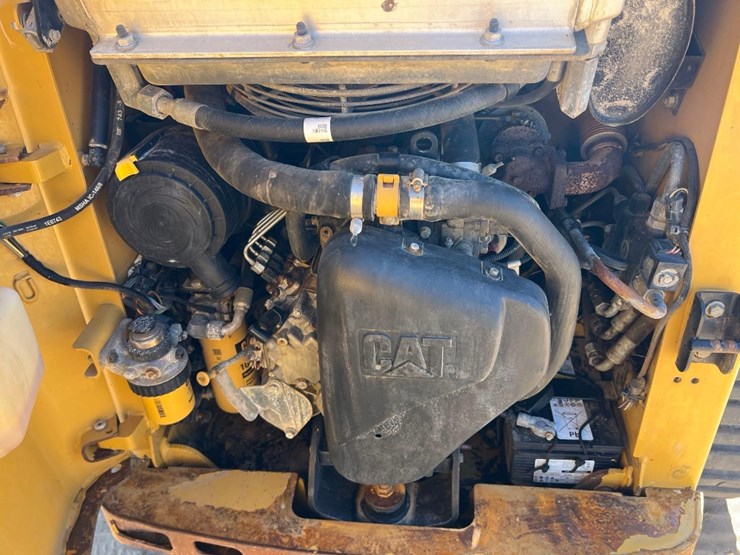 caterpillar-247b3-image-26