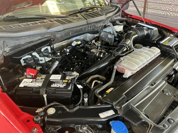 2022-ford-f150-image-12