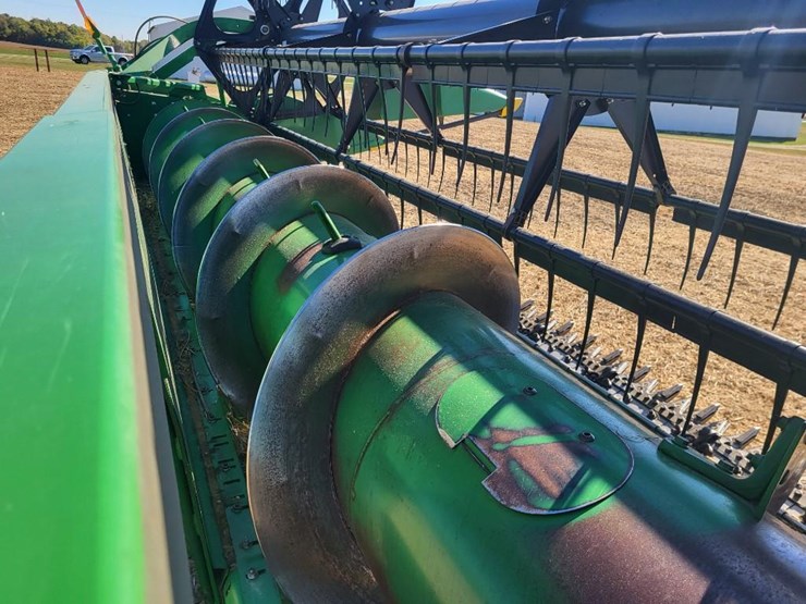 john-deere-630f-image-44