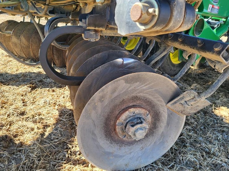 2012-john-deere-2620-image-17