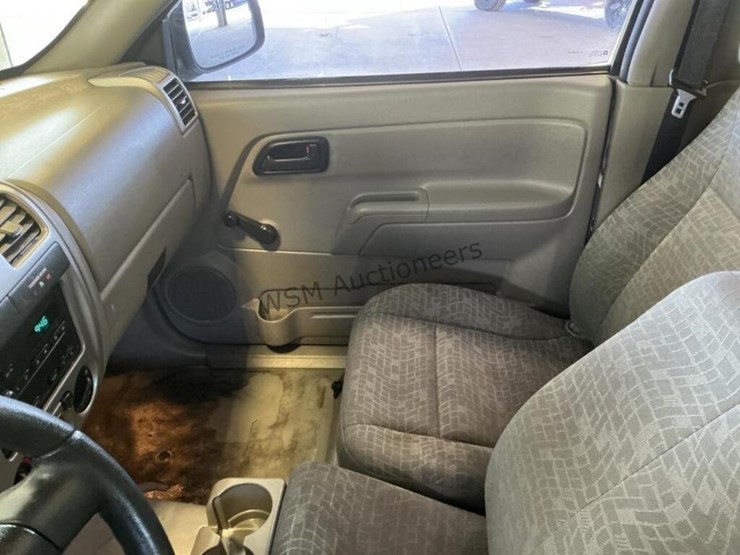 2008-chevrolet-colorado-image-18