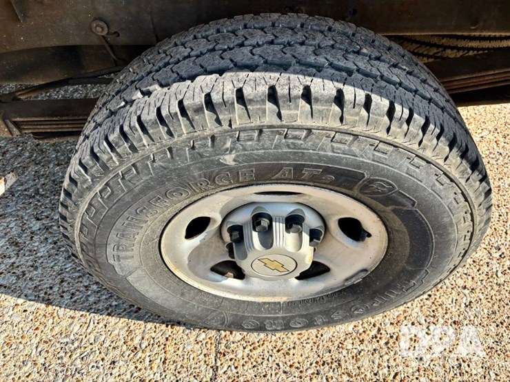 2009-chevrolet-silverado-2500hd-image-36