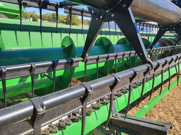 john-deere-630f-image-26