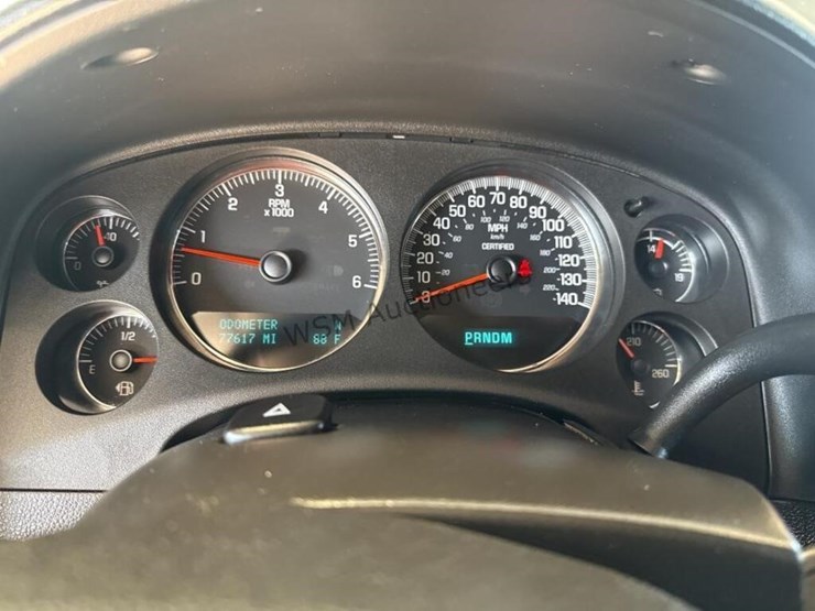 2014-chevrolet-tahoe-image-15