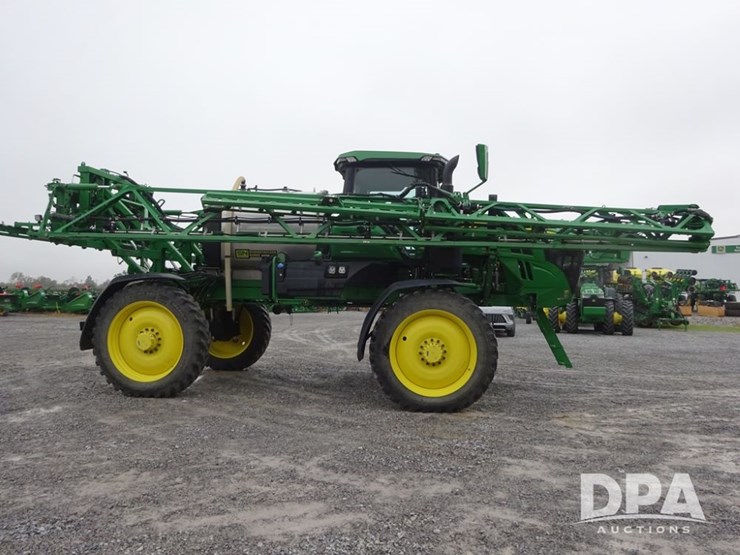 2022-john-deere-410r-image-17