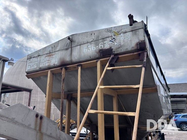 2004-magnolia-trailer-image-30