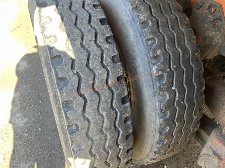 1979-ford-9000-image-45