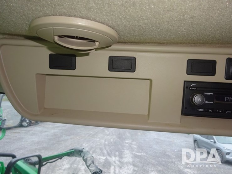 2021-john-deere-r4038-image-112